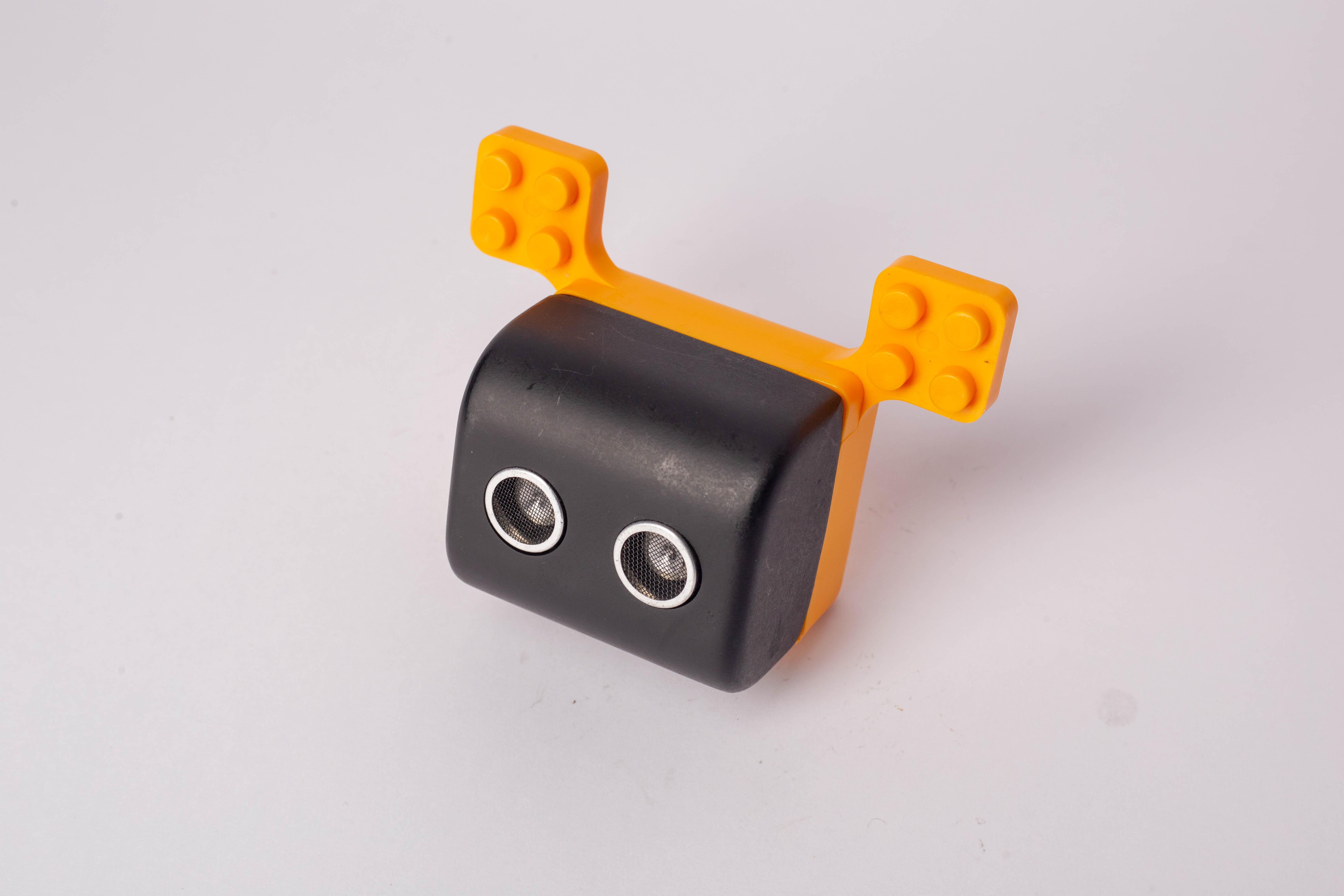 Ultrasonic sensor head
